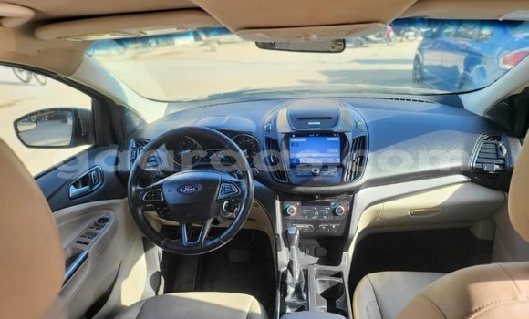 Buy Used Ford Escape Beige Car in Dakar in Dakar Buy Used Ford Escape Beige Car in Dakar in Dakar