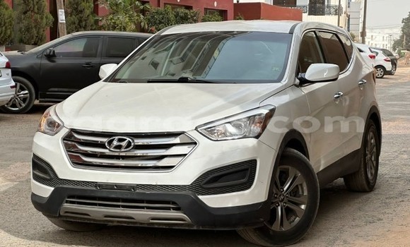 Buy Used Hyundai Santa Fe White Car in Dakar in Dakar Buy Used Hyundai Santa Fe White Car in Dakar in Dakar