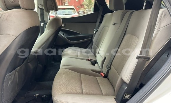 Buy Used Hyundai Santa Fe White Car in Dakar in Dakar Buy Used Hyundai Santa Fe White Car in Dakar in Dakar