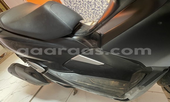 Acheter Occasion Moto Honda PCX Noir à Dakar, Dakar Acheter Occasion Moto Honda PCX Noir à Dakar, Dakar