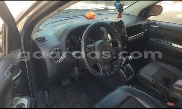 Buy Used Jeep Compass Silver Car in Dakar in Dakar Buy Used Jeep Compass Silver Car in Dakar in Dakar