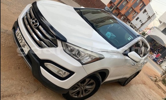 Acheter Occasion Voiture Hyundai Santa Fe Blanc à Dakar, Dakar Acheter Occasion Voiture Hyundai Santa Fe Blanc à Dakar, Dakar