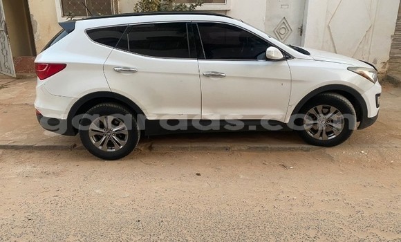 Acheter Occasion Voiture Hyundai Santa Fe Blanc à Dakar, Dakar Acheter Occasion Voiture Hyundai Santa Fe Blanc à Dakar, Dakar