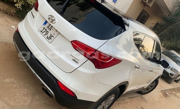 Acheter Occasion Voiture Hyundai Santa Fe Blanc à Dakar, Dakar Acheter Occasion Voiture Hyundai Santa Fe Blanc à Dakar, Dakar