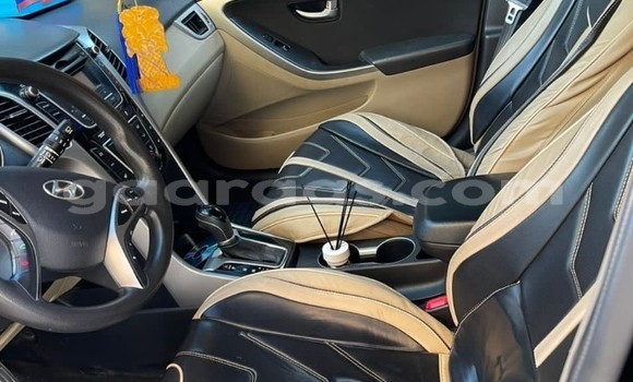 Acheter Occasion Voiture Hyundai Elantra Noir à Dakar, Dakar Acheter Occasion Voiture Hyundai Elantra Noir à Dakar, Dakar