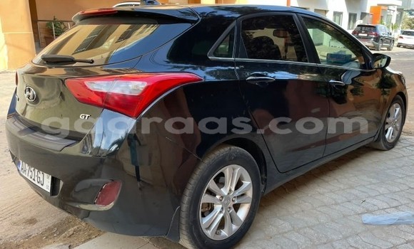 Acheter Occasion Voiture Hyundai Elantra Noir à Dakar, Dakar Acheter Occasion Voiture Hyundai Elantra Noir à Dakar, Dakar