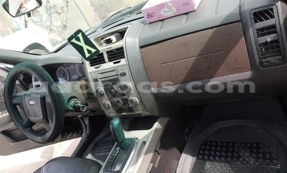 Dieundeu Occasion Ford Escape Black Auto in Dakar in Dakar Dieundeu Occasion Ford Escape Black Auto in Dakar in Dakar