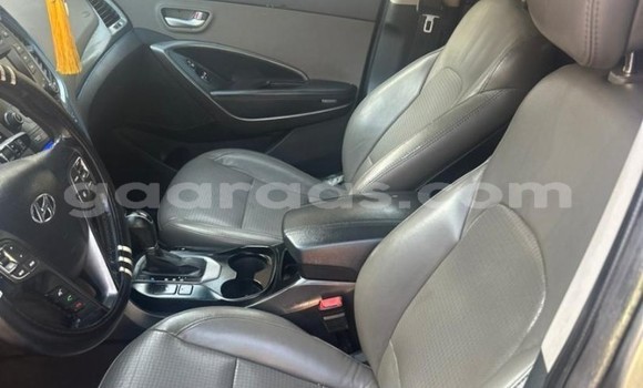 Acheter Occasion Voiture Hyundai Santa Fe Gris à Dakar, Dakar Acheter Occasion Voiture Hyundai Santa Fe Gris à Dakar, Dakar