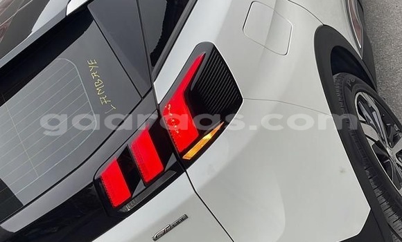 Buy Used Peugeot 2008 White Car in Dakar in Dakar