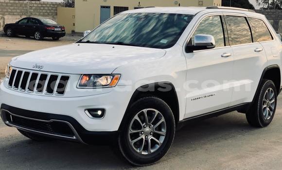 Acheter Occasion Voiture Jeep Grand Cherokee Blanc à Dakar, Dakar Acheter Occasion Voiture Jeep Grand Cherokee Blanc à Dakar, Dakar