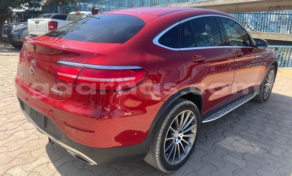 Acheter Occasion Voiture Mercedes‒Benz AMG GLC Rouge à Dakar, Dakar Acheter Occasion Voiture Mercedes‒Benz AMG GLC Rouge à Dakar, Dakar