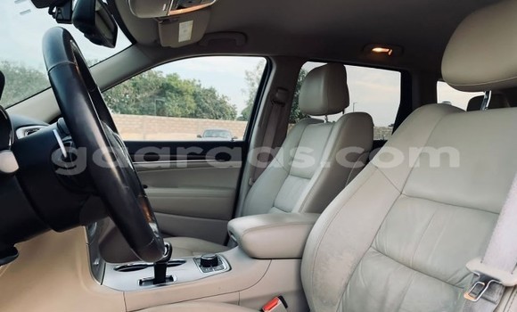Acheter Occasion Voiture Jeep Grand Cherokee Blanc à Dakar, Dakar Acheter Occasion Voiture Jeep Grand Cherokee Blanc à Dakar, Dakar