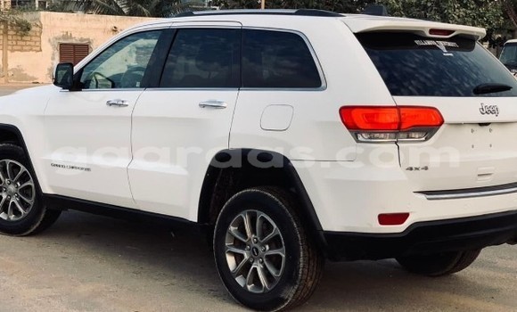 Acheter Occasion Voiture Jeep Grand Cherokee Blanc à Dakar, Dakar Acheter Occasion Voiture Jeep Grand Cherokee Blanc à Dakar, Dakar