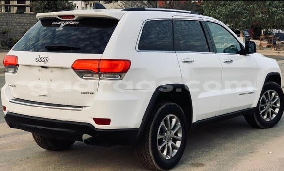 Acheter Occasion Voiture Jeep Grand Cherokee Blanc à Dakar, Dakar Acheter Occasion Voiture Jeep Grand Cherokee Blanc à Dakar, Dakar