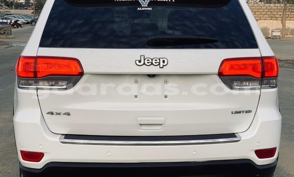 Acheter Occasion Voiture Jeep Grand Cherokee Blanc à Dakar, Dakar Acheter Occasion Voiture Jeep Grand Cherokee Blanc à Dakar, Dakar