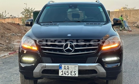 Acheter Occasion Voiture Mercedes‒Benz ML–Class Noir à Dakar, Dakar Acheter Occasion Voiture Mercedes‒Benz ML–Class Noir à Dakar, Dakar