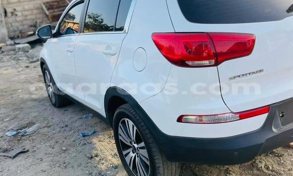 Buy Used Kia Sportage White Car in Dakar in Dakar Buy Used Kia Sportage White Car in Dakar in Dakar