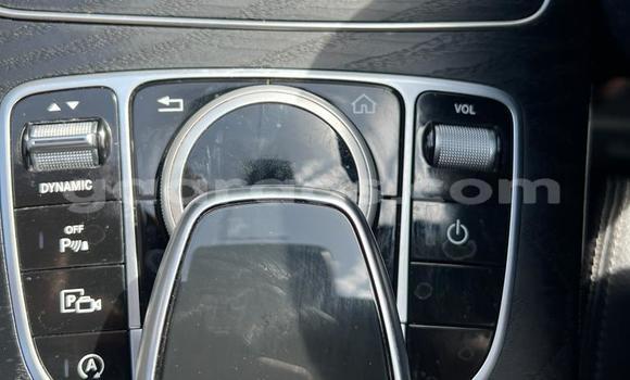 Buy Used Mercedes‒Benz 200 Beige Car in Dakar in Dakar Buy Used Mercedes‒Benz 200 Beige Car in Dakar in Dakar