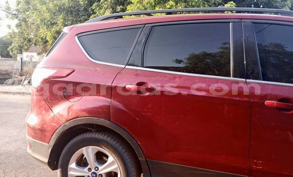 Acheter Occasion Voiture Ford Escape Rouge à Dakar, Dakar Acheter Occasion Voiture Ford Escape Rouge à Dakar, Dakar