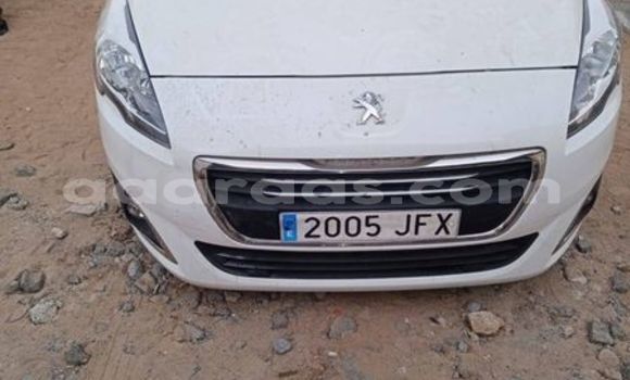 Buy Used Volkswagen Arteon White Car in Dakar in Dakar Buy Used Volkswagen Arteon White Car in Dakar in Dakar