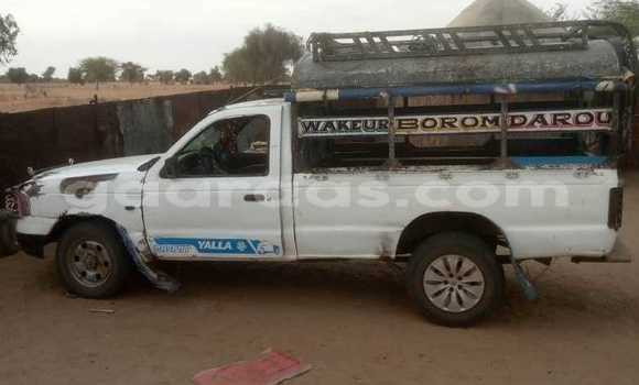 Acheter Occasion Voiture Mazda 3 Blanc à Dakar, Dakar Acheter Occasion Voiture Mazda 3 Blanc à Dakar, Dakar