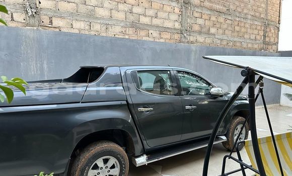 Acheter Occasion Voiture Mitsubishi L200 Noir à Dakar, Dakar Acheter Occasion Voiture Mitsubishi L200 Noir à Dakar, Dakar