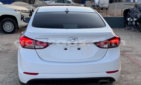 Buy Used Hyundai Elantra White Car in Dakar in Dakar Buy Used Hyundai Elantra White Car in Dakar in Dakar