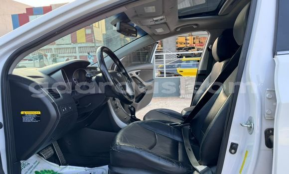 Buy Used Hyundai Elantra White Car in Dakar in Dakar Buy Used Hyundai Elantra White Car in Dakar in Dakar