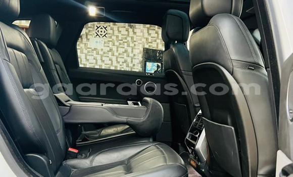 Acheter Import Voiture Range Rover Range Rover Blanc à Dakar, Dakar Acheter Import Voiture Range Rover Range Rover Blanc à Dakar, Dakar