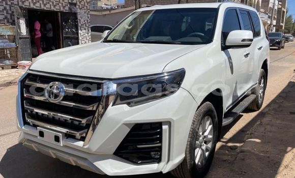 Dieundeu Imported Toyota Prado White Auto in Dakar in Dakar Dieundeu Imported Toyota Prado White Auto in Dakar in Dakar