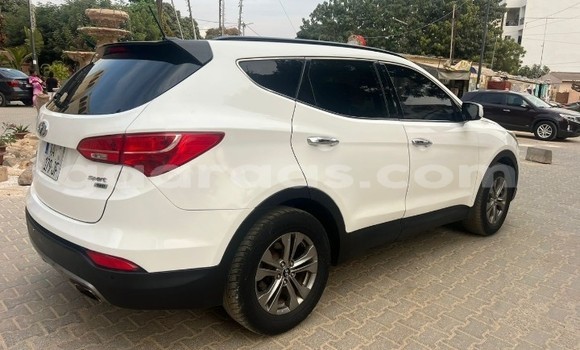 Acheter Occasion Voiture Hyundai Santa Fe Blanc à Dakar, Dakar Acheter Occasion Voiture Hyundai Santa Fe Blanc à Dakar, Dakar