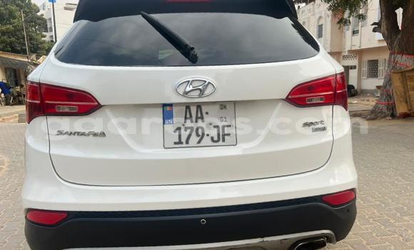 Buy Used Hyundai Santa Fe White Car in Dakar in Dakar Buy Used Hyundai Santa Fe White Car in Dakar in Dakar