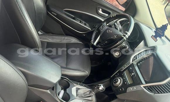 Buy Used Hyundai Santa Fe White Car in Dakar in Dakar Buy Used Hyundai Santa Fe White Car in Dakar in Dakar