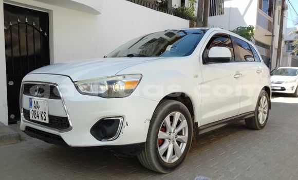 Dieundeu Occasion Mitsubishi RVR White Auto in Dakar in Dakar Dieundeu Occasion Mitsubishi RVR White Auto in Dakar in Dakar