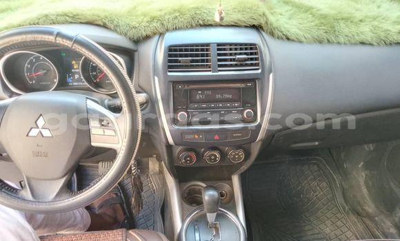 Dieundeu Occasion Mitsubishi RVR White Auto in Dakar in Dakar Dieundeu Occasion Mitsubishi RVR White Auto in Dakar in Dakar