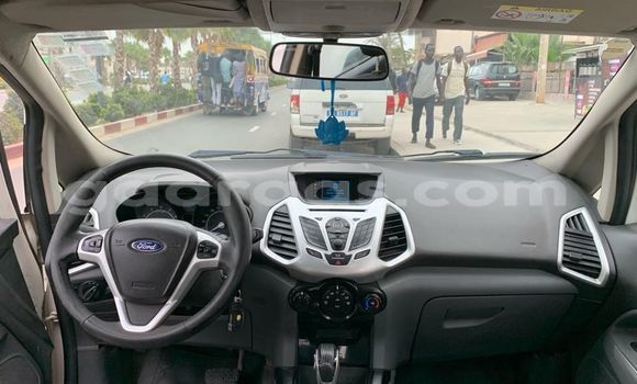 Buy Used Ford EcoSport White Car in Dakar in Dakar Buy Used Ford EcoSport White Car in Dakar in Dakar