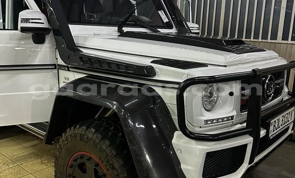 Acheter Occasion Voiture Mercedes‒Benz G-klasse AMG Blanc à Dakar, Dakar Acheter Occasion Voiture Mercedes‒Benz G-klasse AMG Blanc à Dakar, Dakar