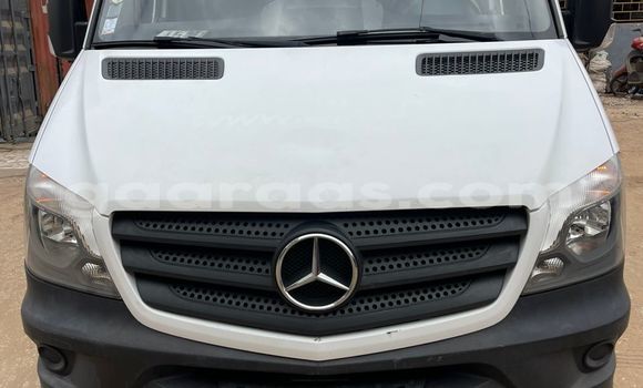 Buy Used Mercedes‒Benz Vaneo White Car in Dakar in Dakar