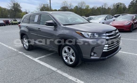 Buy Used Toyota Highlander Other Car in Bambey in Diourbel Buy Used Toyota Highlander Other Car in Bambey in Diourbel