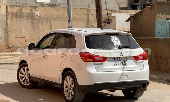 Dieundeu Occasion Mitsubishi Outlander White Auto in Dakar in Dakar Dieundeu Occasion Mitsubishi Outlander White Auto in Dakar in Dakar