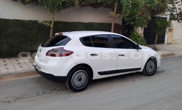 Acheter Occasion Voiture Renault Megane Blanc à Dakar, Dakar Acheter Occasion Voiture Renault Megane Blanc à Dakar, Dakar