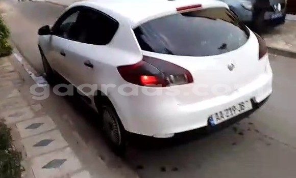 Acheter Occasion Voiture Renault Megane Blanc à Dakar, Dakar Acheter Occasion Voiture Renault Megane Blanc à Dakar, Dakar