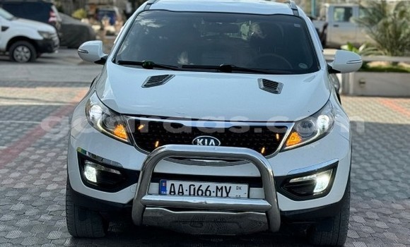Acheter Occasion Voiture Kia Sportage Blanc à Dakar, Dakar Acheter Occasion Voiture Kia Sportage Blanc à Dakar, Dakar