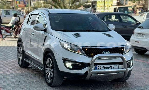 Acheter Occasion Voiture Kia Sportage Blanc à Dakar, Dakar Acheter Occasion Voiture Kia Sportage Blanc à Dakar, Dakar