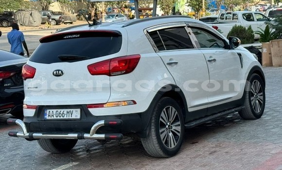 Acheter Occasion Voiture Kia Sportage Blanc à Dakar, Dakar Acheter Occasion Voiture Kia Sportage Blanc à Dakar, Dakar