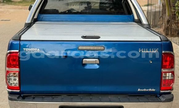 Buy Import Toyota Hilux Blue Car in Dakar in Dakar Buy Import Toyota Hilux Blue Car in Dakar in Dakar