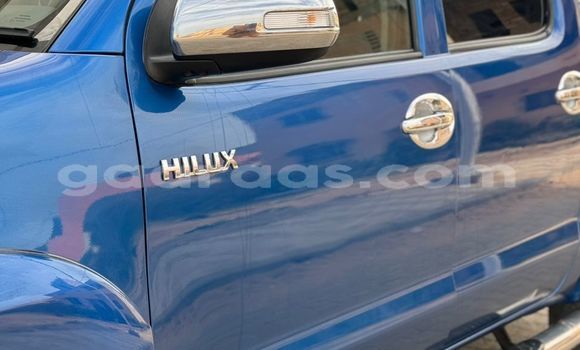Buy Import Toyota Hilux Blue Car in Dakar in Dakar Buy Import Toyota Hilux Blue Car in Dakar in Dakar