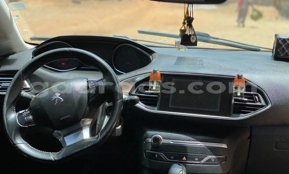 Acheter Occasion Voiture Peugeot 308 Blanc à Dakar, Dakar Acheter Occasion Voiture Peugeot 308 Blanc à Dakar, Dakar