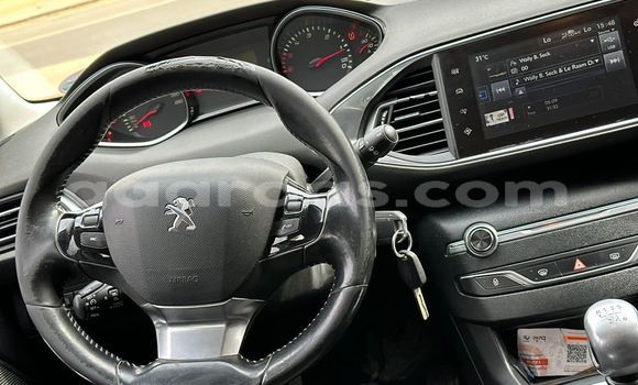 Acheter Occasion Voiture Peugeot 308 Blanc à Dakar, Dakar Acheter Occasion Voiture Peugeot 308 Blanc à Dakar, Dakar