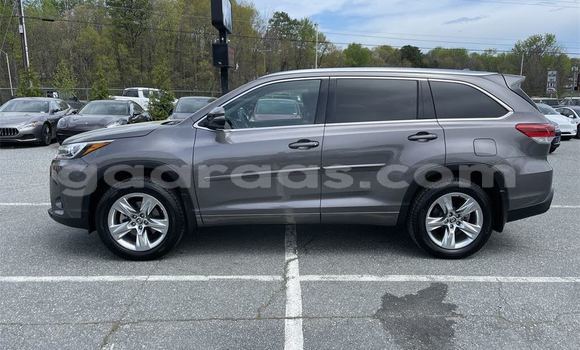 Acheter Occasion Voiture Toyota Highlander Autre à Diofior, Fatick